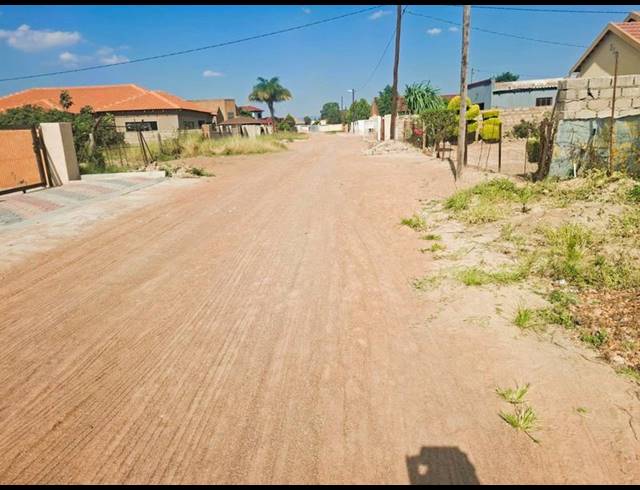 LAND FOR SALE IN MANKWENG